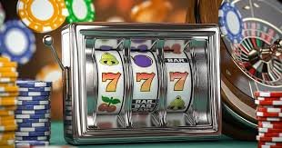 Dealer profesional di meja Live Casino ligaidn dengan pengalaman bermain nyata